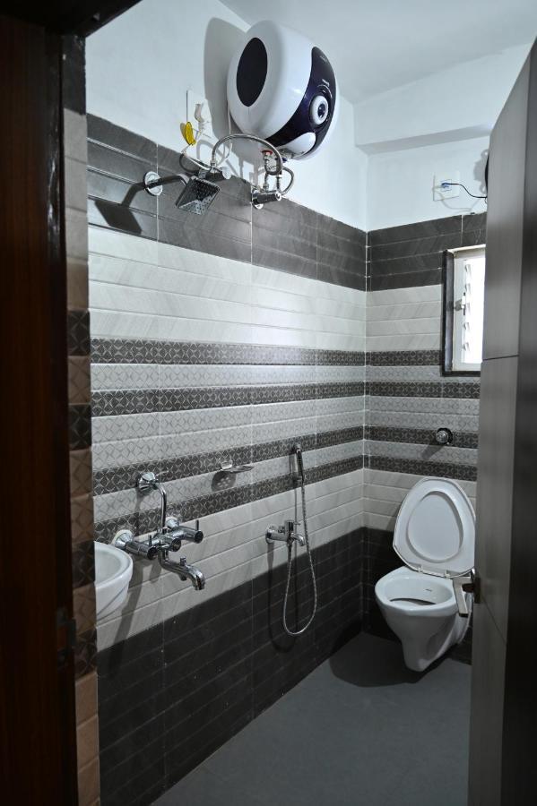 Hotel Narendra Plaza Balasore Экстерьер фото