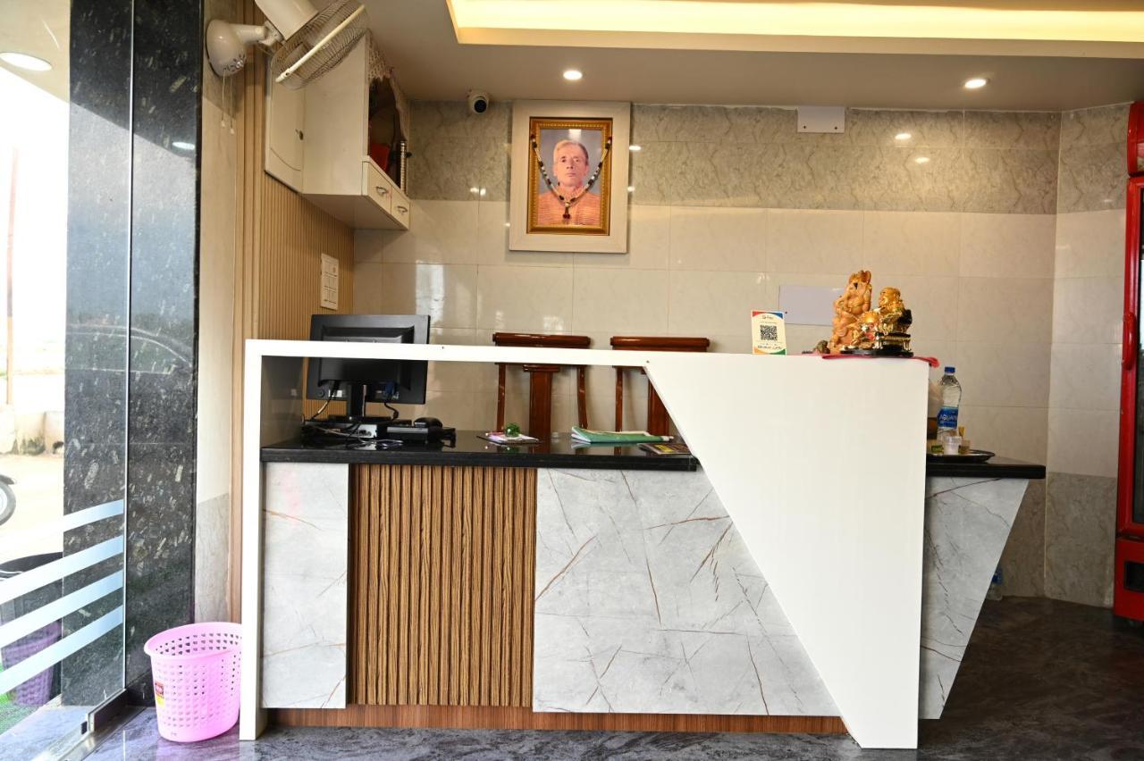 Hotel Narendra Plaza Balasore Экстерьер фото