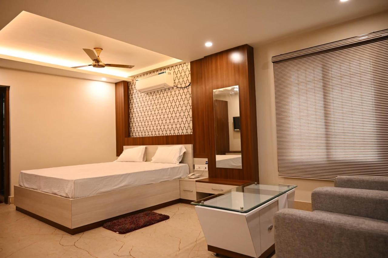 Hotel Narendra Plaza Balasore Экстерьер фото